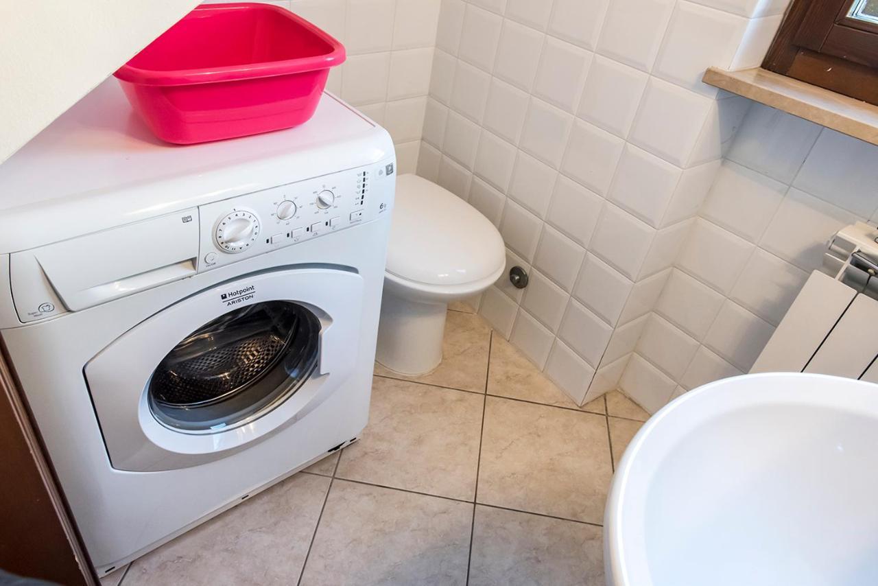 S130 - Sirolo, Deliziosa Villetta Con Terrazzo Bagian luar foto